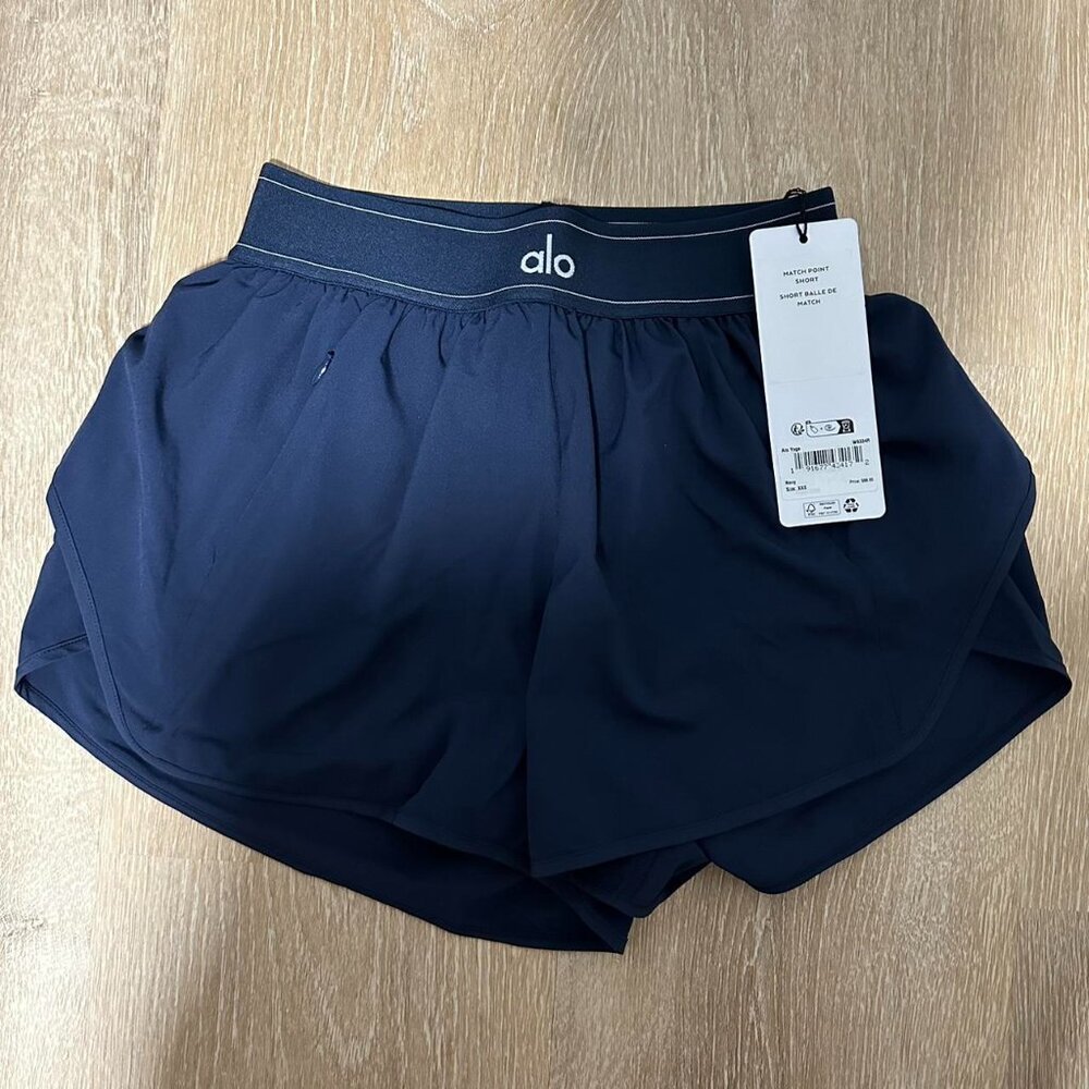 Alo match point shorts in navy